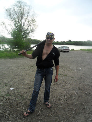  ,   Petr, 32 ,   ,   , c 
