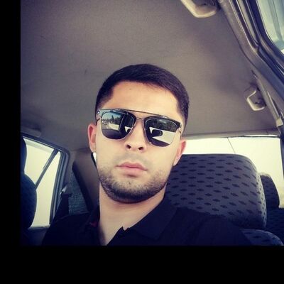  ,   Bekzod, 33 ,  