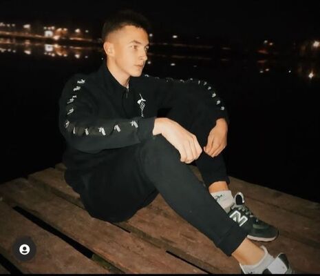  ,   Dima, 22 ,   ,   