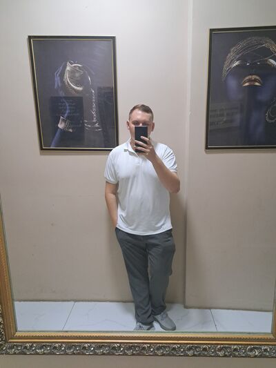  ,   Oleg, 21 ,   ,   