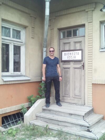  ,   Vlad, 43 ,   