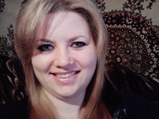  ,   Marina, 40 ,  