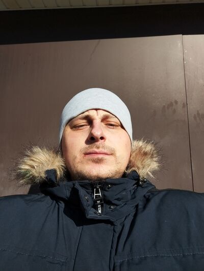  ,   Vic, 32 ,   ,   
