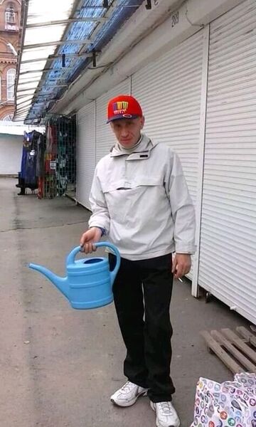  ,   Anton, 32 ,   ,   , c , 