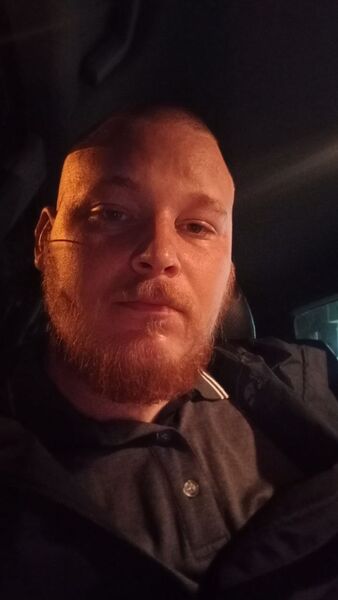  ,   Victor, 31 ,   ,   