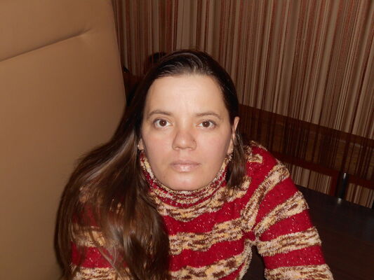  ,   Alexandra, 43 ,  