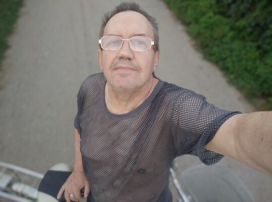  -,   Andrey, 64 ,   c 