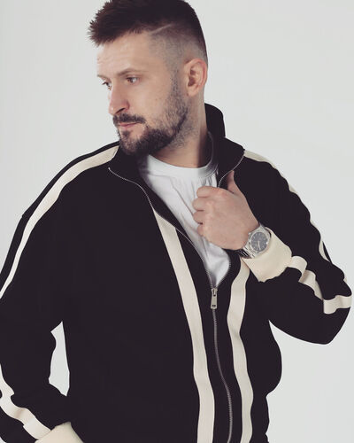  ,   Alex, 31 ,   ,   , c , 