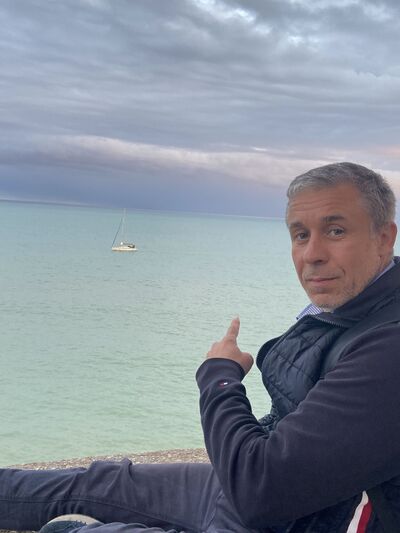  Barcelona,   Evgenii, 47 ,   ,   , c , 