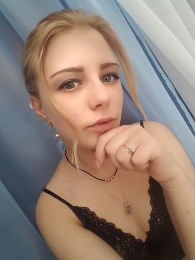  ,   Sofjya, 21 ,     , c 