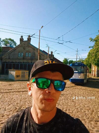  ,   Edza, 35 ,     , c 