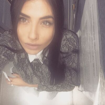  ,   Be mine, 32 ,  