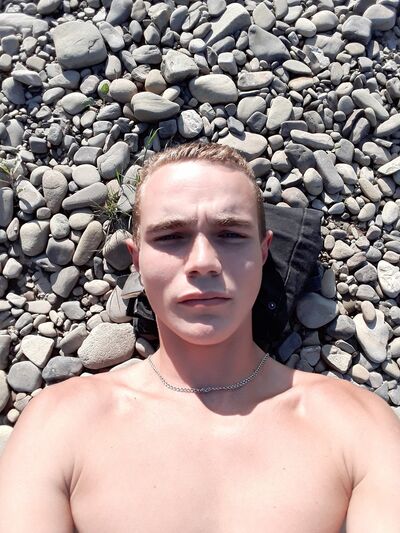  ,   Valerchik, 23 ,   