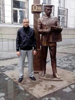  18634780  Sergei, 42 ,    