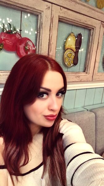  -,   Regina, 33 ,     , c 