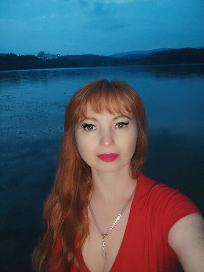  ,   Lusia, 48 ,   c 