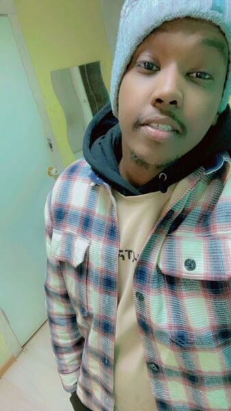  ,   Wizlii, 31 ,   ,   