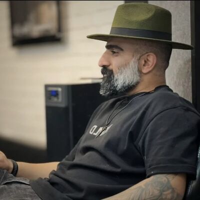  ,   Navid, 35 ,   ,   