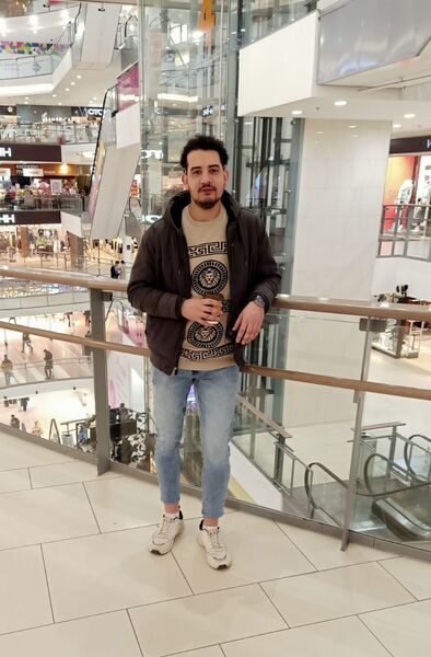  ,   Mando, 32 ,   ,   