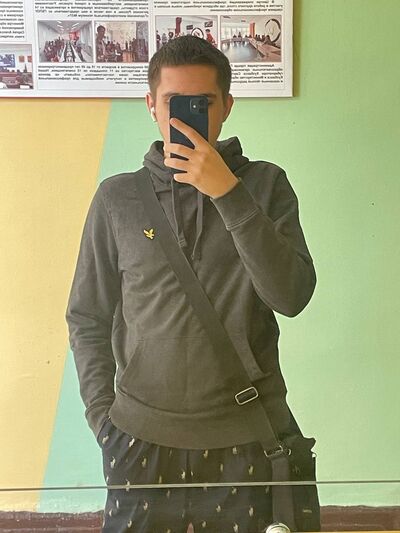  ,   Denis, 21 ,   ,   , c 