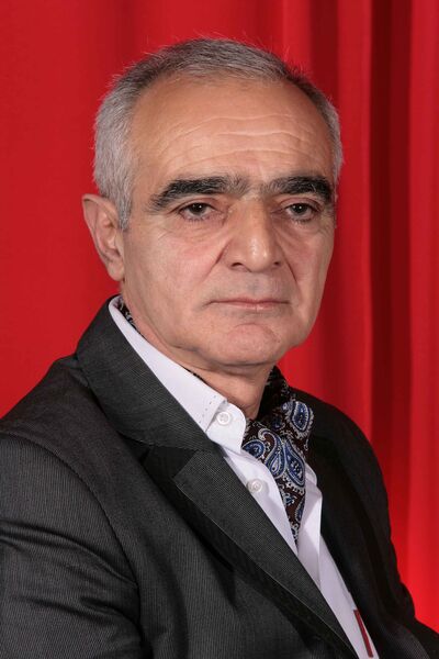  Velingrad,   , 62 ,   c 