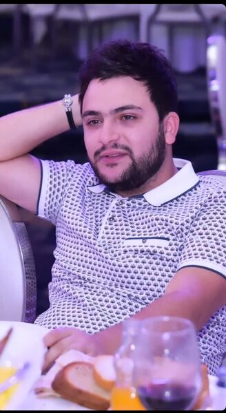  ,   Armen, 40 ,   ,   
