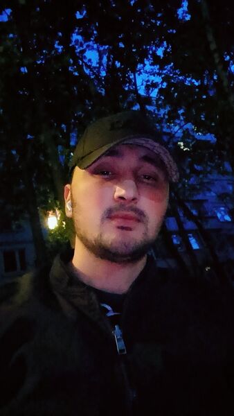  ,   Aziz, 27 ,   ,   