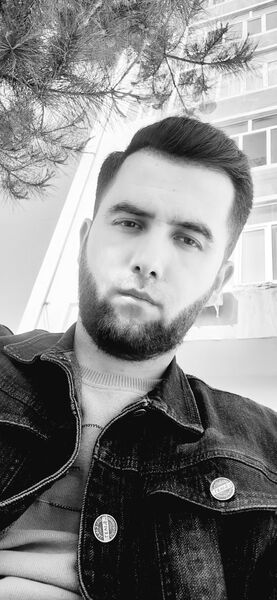  -,   Firuz, 31 ,  