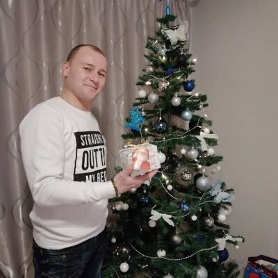  ,   Anatolij, 42 ,   ,   , c 