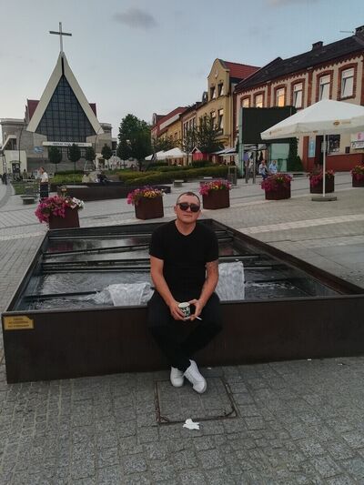 Bielany Wroclawskie,   Sergei, 38 ,   ,   , c 