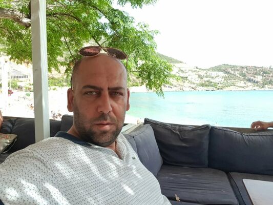  ,   Alper, 43 ,   ,   , c 