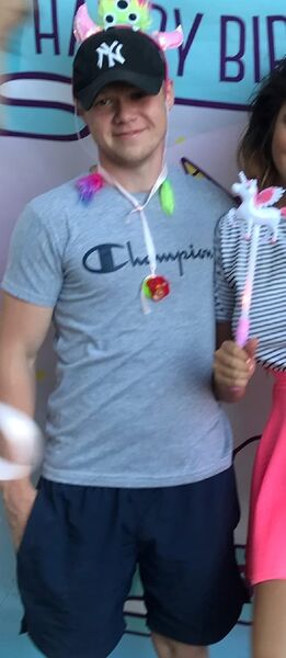  -,   Alex, 35 ,   ,   
