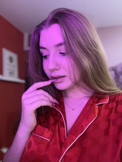  ,   Alina, 22 ,  