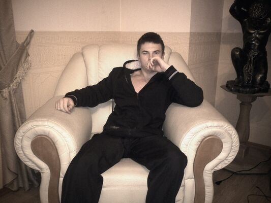  ,   Vova, 27 ,   
