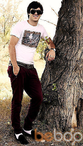  ,   Artur, 31 ,  