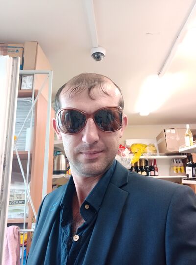  ,   Albert, 35 ,   ,   