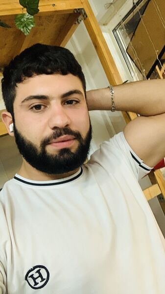  ,   Kenan, 24 ,   ,   