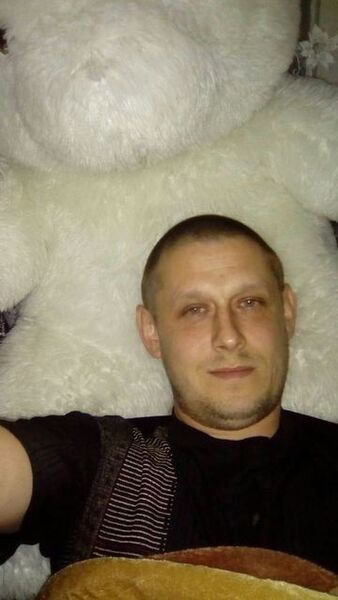  ,   Vadim, 42 ,   