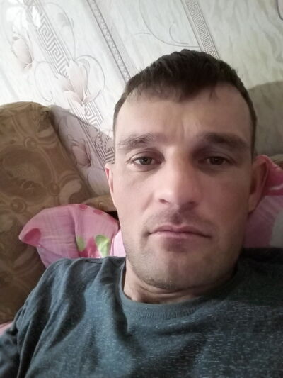  ,   Alexander, 39 ,  