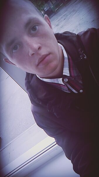  ,   Vadim, 27 ,   