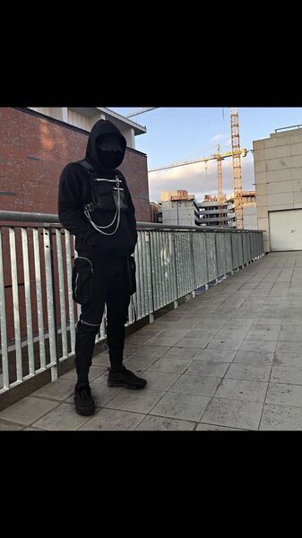  --,   , 21 ,     , c 