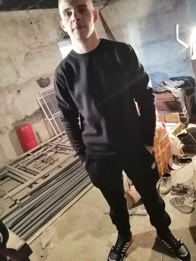  ,   Sasha, 28 ,   ,   , c , 