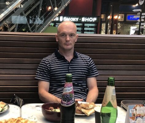  -,   Petr, 40 ,   ,   , c 