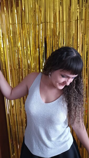  --,   Anna, 33 ,   ,   , c , 