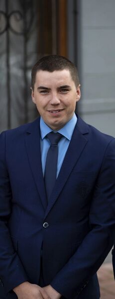  -,   Vladimir, 28 ,   ,   