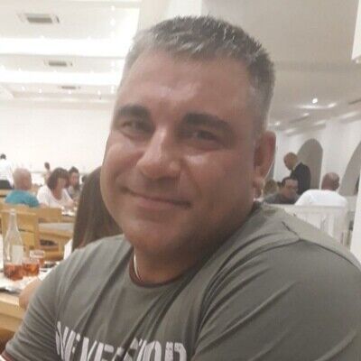  -,   Nik, 44 ,   ,   