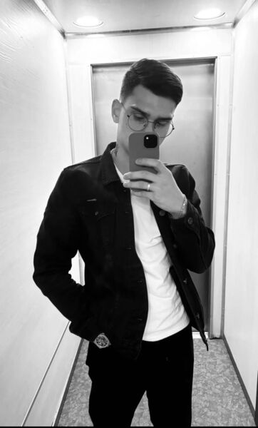  ,   Ruslan, 24 ,   
