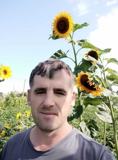  ,   Andre, 47 ,   c 