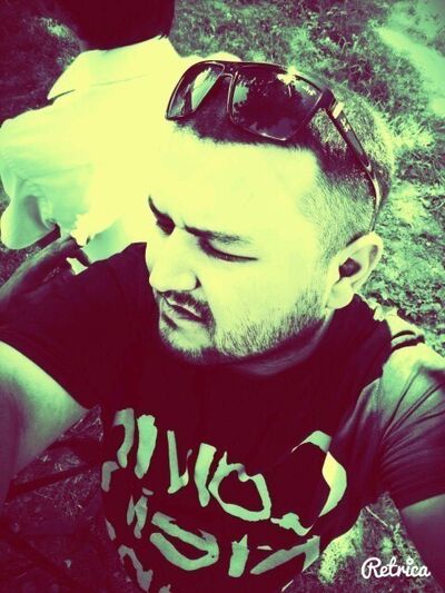  ,   Komol, 41 ,  