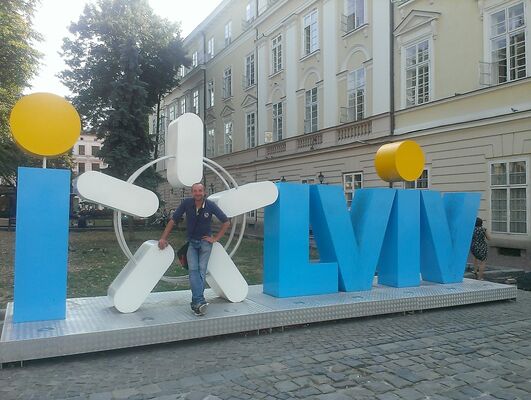  ,   Viktor, 43 ,   ,   , c 